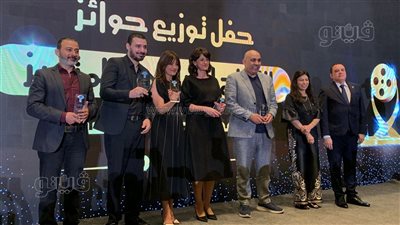 تكريم ريهام عبد الغفور وأحمد عزمي بحفل 