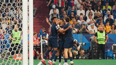 كفاراتسخيليا يسجل الهدف الرابع لسان جيرمان في مرمى إنتر ميلان 