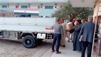 مراكز توزيع أسئلة امتحانات الشهادة الإعدادية بالفيوم تتسلم بوكليت اليوم الثاني