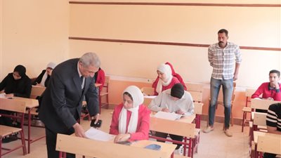 انتظام امتحانات الشهادة الإعدادية بالوادي الجديد لليوم الثاني (صور)