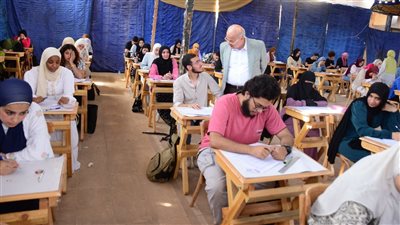 بدء امتحانات الفصل الدراسي الثاني بزراعة عين شمس