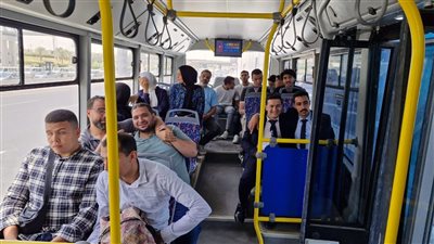 كامل الوزير يتابع حركة نقل الركاب بالأتوبيس الترددي 