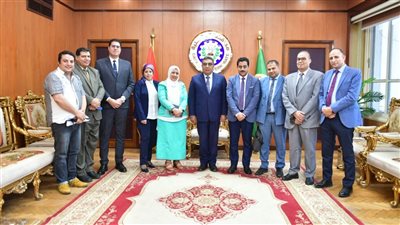 محافظ الدقهلية يستقبل وفد مركز المعلومات بمجلس الوزراء