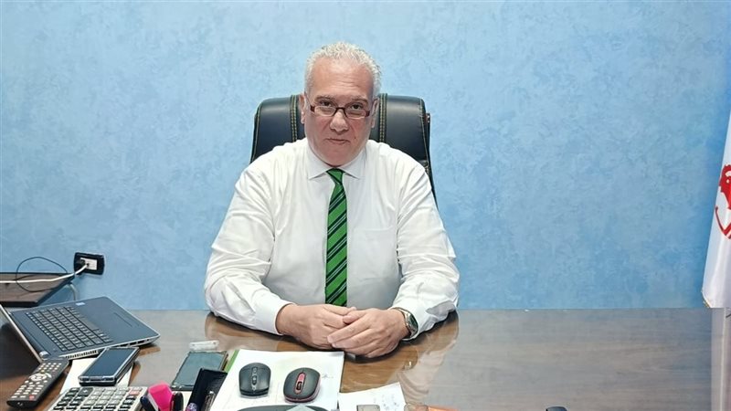  عادل رشدي، الرئيس
