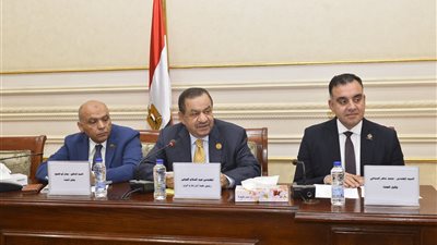 زراعة الشيوخ تناقش التوسع في مشروعات الثروة السمكية