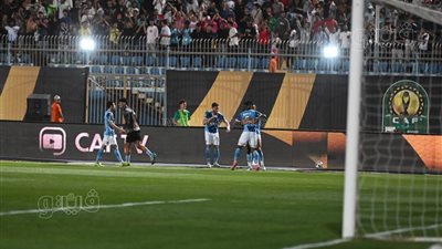 ماييلي يسجل الهدف الأول لبيراميدز في مرمى صن داونز (صور)