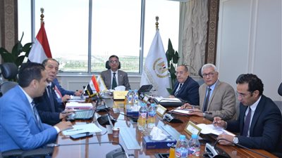 وزير التموين يبحث مع رئيس 