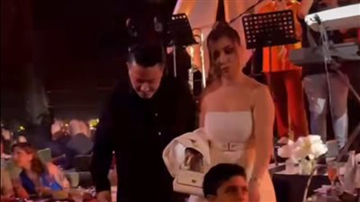 نجل زياد برجي يبكي في حفل خاص ببيروت وراغب علامة يتفاعل مع أغنيته (فيديو)