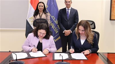وزيرا الاتصالات والتضامن الاجتماعي يشهدان توقيع مذكرة تفاهم وبروتوكولي تعاون