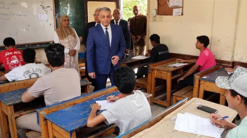جانب من الامتحانات،