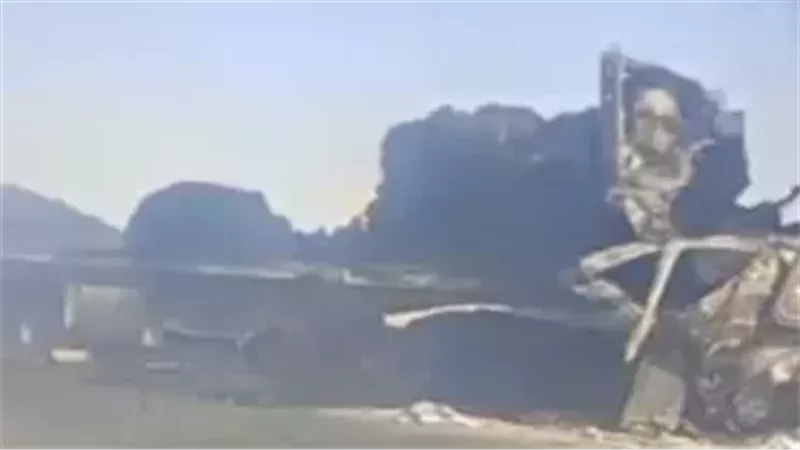 حريق سيارتين