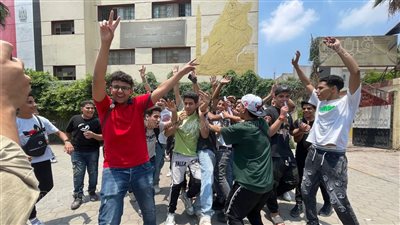 طلاب الشهادة الإعدادية بالجيزة: امتحان الإنجليزي سهل (فيديو)