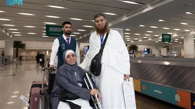 من تحت القصف إلى الأراضي المقدسة، وصول الدفعة الثانية من ذوي شهداء غزة لأداء مناسك الحج (صور)