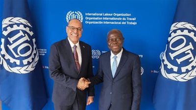 محمد جبران يلتقى مدير عام منظمة العمل الدولية ويستعرض جهود مصر لتعزيز المعايير العالمية