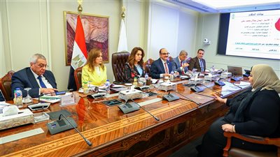 وزيرة التنمية المحلية: لجنة اختيار المتقدمين للوظائف القيادية الشاغرة بالوزارة تختتم مقابلاتها الشخصية لـ 100 متقدم