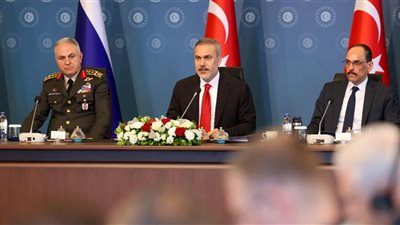 وزير خارجية تركيا يكشف مصير المفاوضات الروسية الأوكرانية