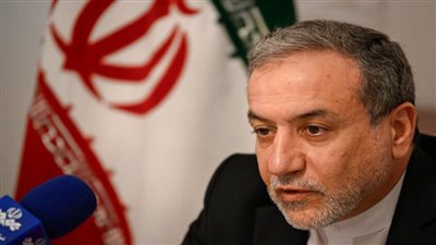 عراقجي: لم أغادر طهران ولم نرسل وفودا للتفاوض إلى عمان