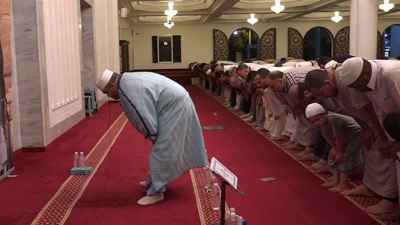 مواقيت الصلاة بتوقيت