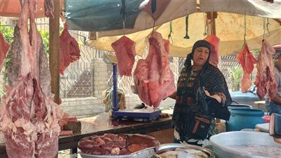 كوارع ولحمة راس، أسعار اللحوم والحلويات في مدبح السيدة زينب قبل عيد الأضحى (فيديو)