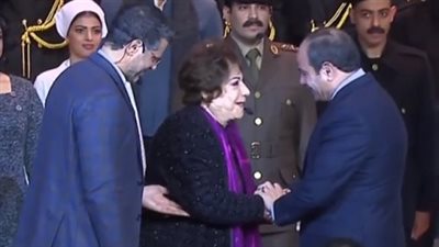 رحلت بعد 70 سنة فن، تفاصيل الحوار الوحيد بين السيسي وسميحة أيوب