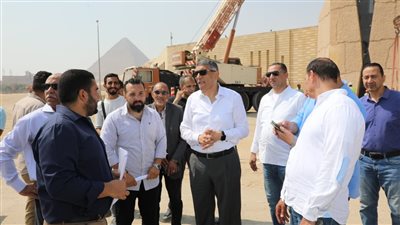 محافظ الجيزة يتفقد المراحل النهائية لتطوير المناطق المحيطة بالمتحف المصري الكبير 