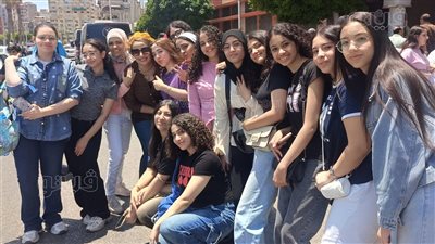 ختامها مسك، سعادة بين طلاب الشهادة الإعدادية في بورسعيد بامتحان العلوم (فيديو وصور) 