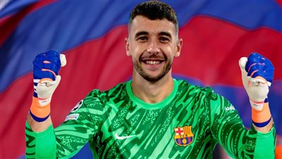 خوان جارسيا يتصدر تريند إكس بعد اقترابه من برشلونة 