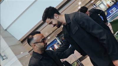 بعثة الأهلي في مطار القاهرة قبل السفر إلى أمريكا للمشاركة في مونديال الأندية