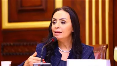 وزيرة التضامن الاجتماعي تتابع تداعيات انهيار عقارين في حدائق القبة