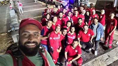 حكاية متطوع فريق الهلال الأحمر بالإسكندرية أصيب بشلل ومستمر في الإنقاذ 