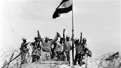 الهزيمة التي أنجبت النصر.. كيف عبرت مصر من ظلام 67 إلى فجر أكتوبر؟.. التدريب وتنويع مصادر السلاح والخطط المدروسة أهم أسباب نجاح العبور.. وهذه أبرز مؤامرات الصهيونية العالمية ضد سيناء