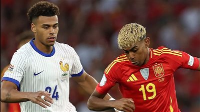 نصف نهائي دوري الأمم الأوروبية، إسبانيا تتقدم على فرنسا بثنائية في الشوط الأول