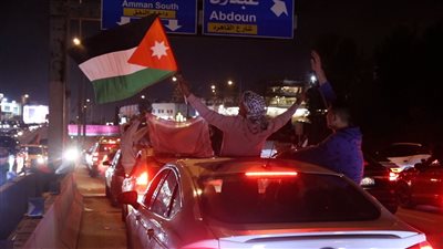 احتفالات عارمة في شوارع الأردن بعد تأهل 