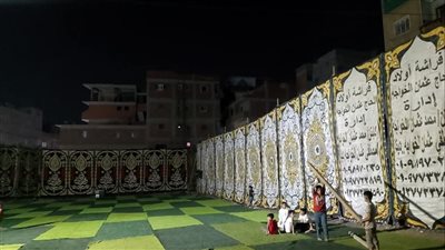 بالبالونات وفرش الساحات، الاستعدادات الأخيرة لصلاة الأضحى بالقليوبية