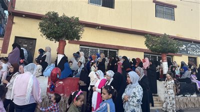 ‎آلاف المواطنين يؤدون صلاة عيد الأضحى المبارك في البحيرة (فيديو)