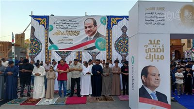 بين أحضان التاريخ، أهالي الأقصر يؤدون صلاة عيد الأضحى بساحة أبو الحجاج (فيديو)