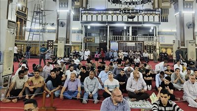 توافد المواطنين على المساجد في الدقهلية لأداء صلاة عيد الأضحى المبارك (صور)