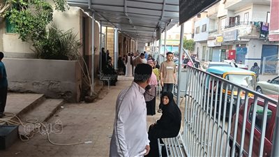 أهالي الباجور في المنوفية يزورون المقابر بعد صلاة عيد الأضحى (فيديو وصور)