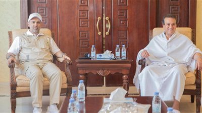 وزير الصحة يجتمع مع نظيره السعودي للاطمئنان على حالة الحجاج المصريين 