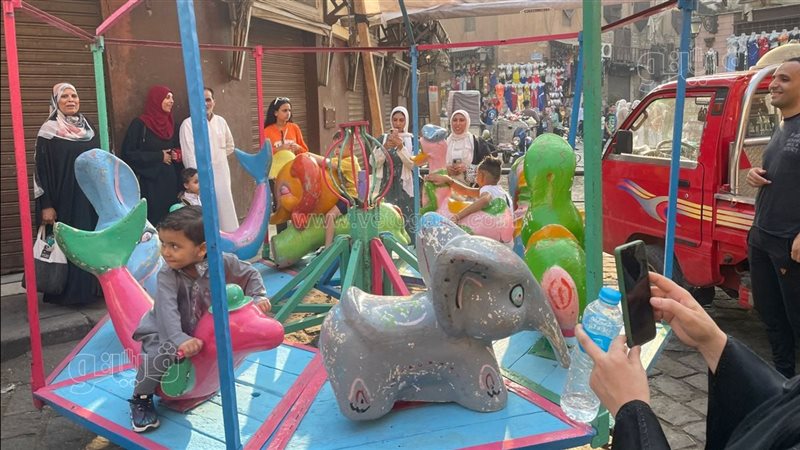 احتفال الأطفال بعيد