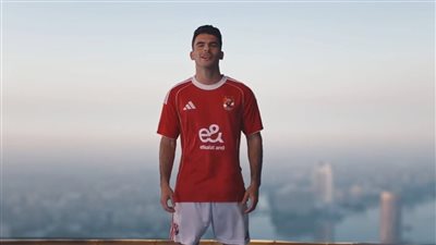 رقم ضخم، كم أصبحت القيمة التسويقية للنادي الأهلي بعد التعاقد مع زيزو؟ 