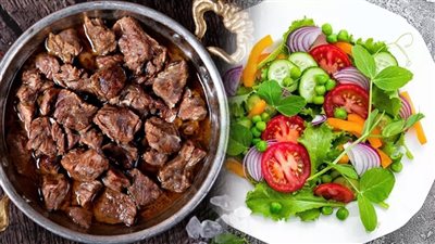 لماذا يجب تناول الخضروات والسلطة مع اللحوم في ثاني أيام عيد الأضحى؟ الصحة توضح