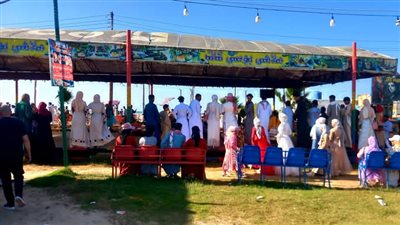 توافد المصطافين على شواطئ بلطيم  لقضاء إجازة عيد الأضحى (صور)