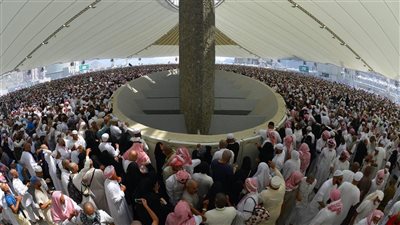  تستوعب 300 ألف حاج في الساعة، ضيوف الرحمن يتوافدون على منى لرمي الجمرات