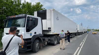 روسيا تسلم الدفعة الأولى من جثث جنود أوكرانيا لمنطقة التبادل (صور)