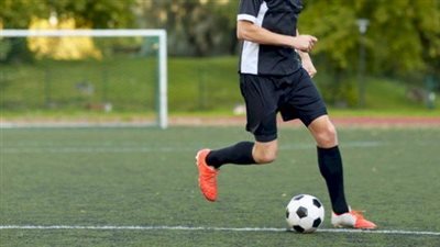 تفسير حلم لعب كرة القدم في المنام وعلاقته بالخلافات الزوجية 