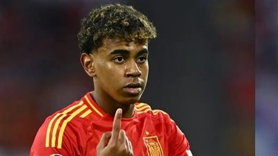 لامين يامال يستعرض مهاراته قبل مواجهة البرتغال في نهائي دوري الأمم الأوروبية (فيديو)