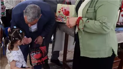 محافظ الإسماعيلية يحتفل بعيد الأضحى مع نزلاء دار الرحمة والحضانة الإيوائية (صور) 