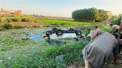 انقلاب ميكروباص في ترعة بالدقهلية وجهود مكثفة للبحث عن المفقودين