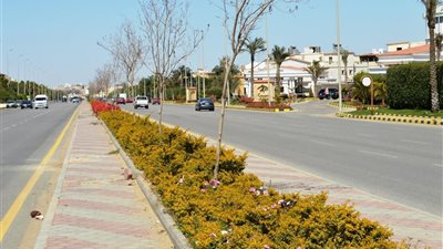  الانتهاء من تنفيذ وتطوير حزمة متكاملة من المحاور والطرق بالقاهرة الجديدة